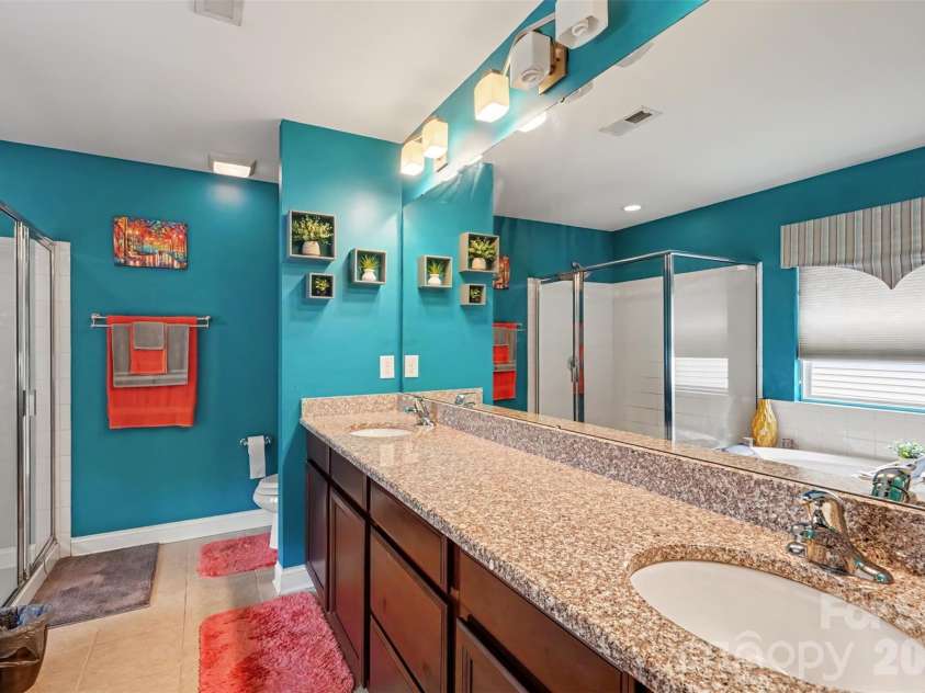 5510 Samuel Neel Road, Charlotte, NC 28278.  MLS# CAR4402149, YatesRealty ID 38176. 