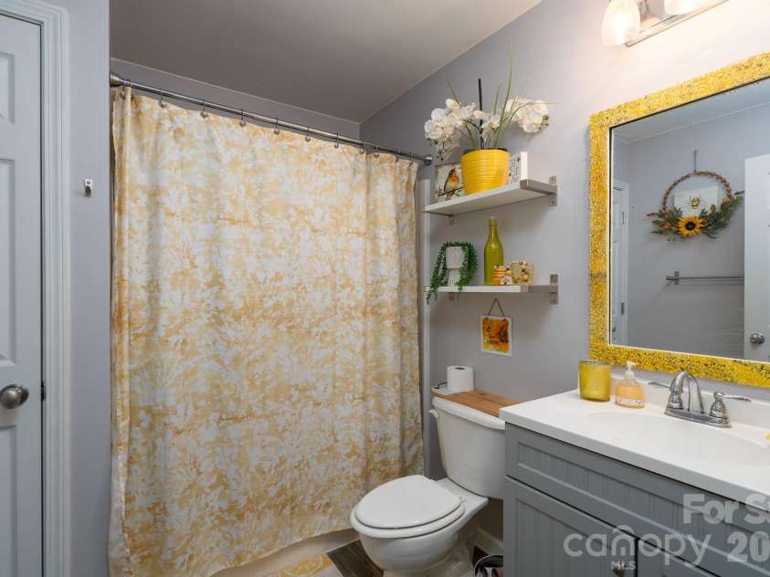 106 Quarry Way, Salisbury, NC 28146.  MLS# CAR4405112, YatesRealty ID 38177. Hallway bathroom with single vanity.