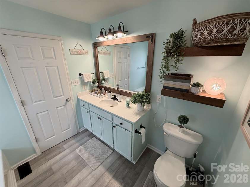 106 Quarry Way, Salisbury, NC 28146.  MLS# CAR4405112, YatesRealty ID 38177. Primary bathroom