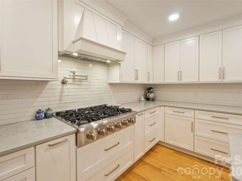 8609 Doe Path Lane, Huntersville, NC 28078.  MLS# CAR4403170, YatesRealty ID 38179. 