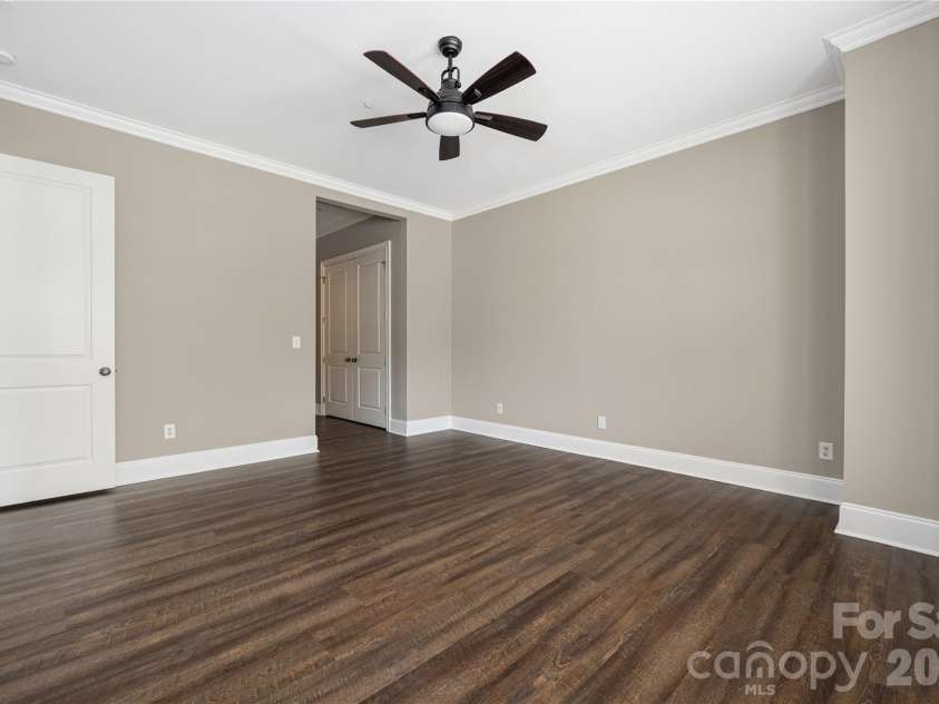 229 Church Street, Charlotte, NC 28202.  MLS# CAR4398195, YatesRealty ID 3818. 