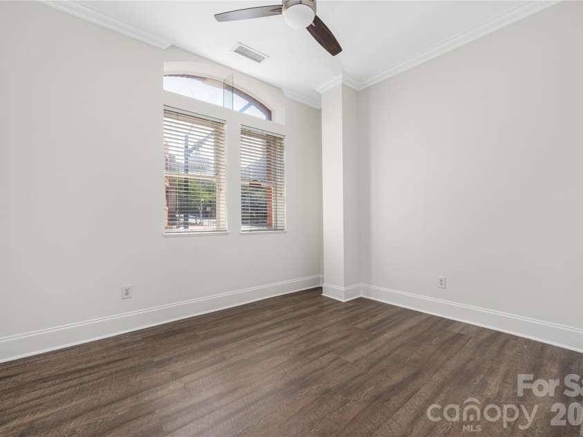 229 Church Street, Charlotte, NC 28202.  MLS# CAR4398195, YatesRealty ID 3818. 
