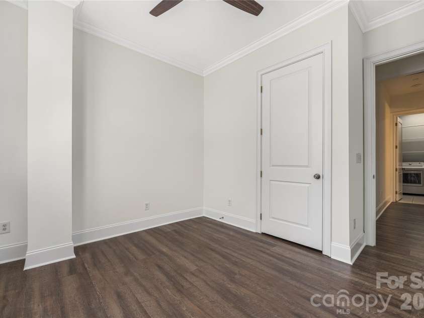 229 Church Street, Charlotte, NC 28202.  MLS# CAR4398195, YatesRealty ID 3818. 
