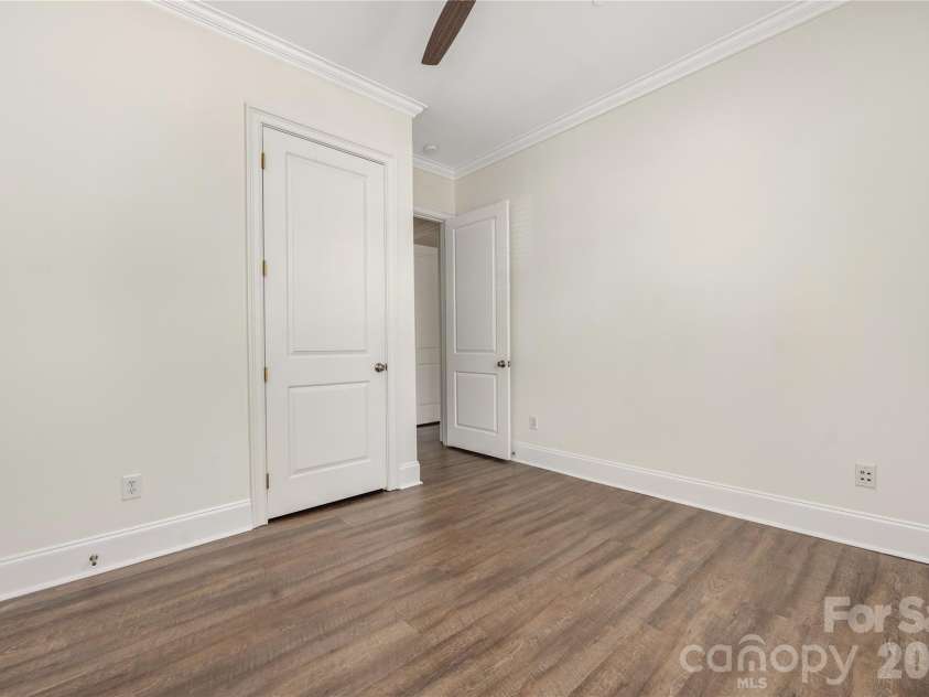 229 Church Street, Charlotte, NC 28202.  MLS# CAR4398195, YatesRealty ID 3818. 