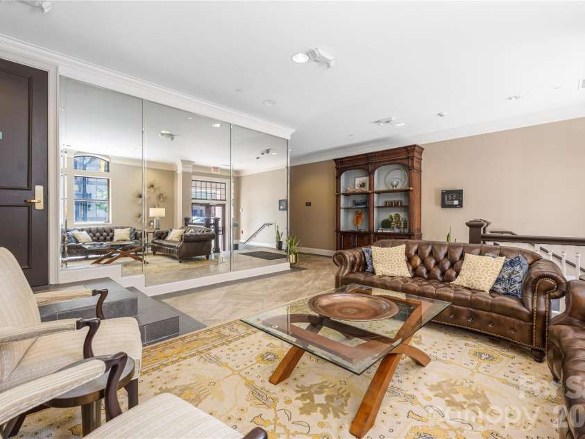 229 Church Street, Charlotte, NC 28202.  MLS# CAR4398195, YatesRealty ID 3818. 