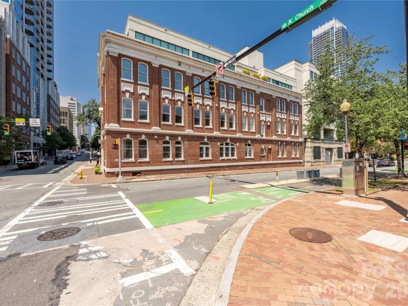 229 Church Street, Charlotte, NC 28202.  MLS# CAR4398195, YatesRealty ID 3818. 