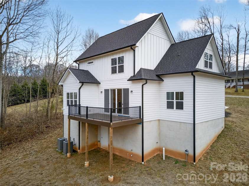 229 Shenandoah Loop, Troutman, NC 28166.  MLS# CAR4340532, YatesRealty ID 3818. 