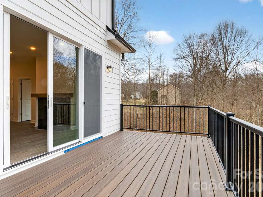 229 Shenandoah Loop, Troutman, NC 28166.  MLS# CAR4340532, YatesRealty ID 3818. 