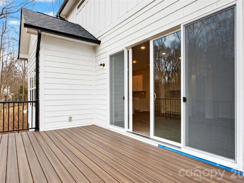 229 Shenandoah Loop, Troutman, NC 28166.  MLS# CAR4340532, YatesRealty ID 3818. 