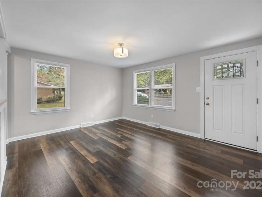 508 Jackson Avenue, Waxhaw, NC 28173.  MLS# CAR4311509, YatesRealty ID 3818. 