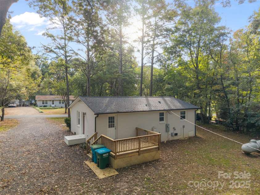 508 Jackson Avenue, Waxhaw, NC 28173.  MLS# CAR4311509, YatesRealty ID 3818. 