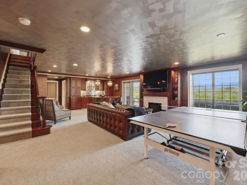358 Olde Charter Circle, Jefferson, NC 28640.  MLS# CAR4405570, YatesRealty ID 38181. 