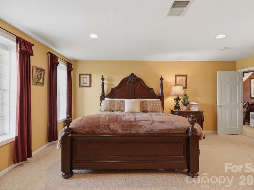358 Olde Charter Circle, Jefferson, NC 28640.  MLS# CAR4405570, YatesRealty ID 38181. 