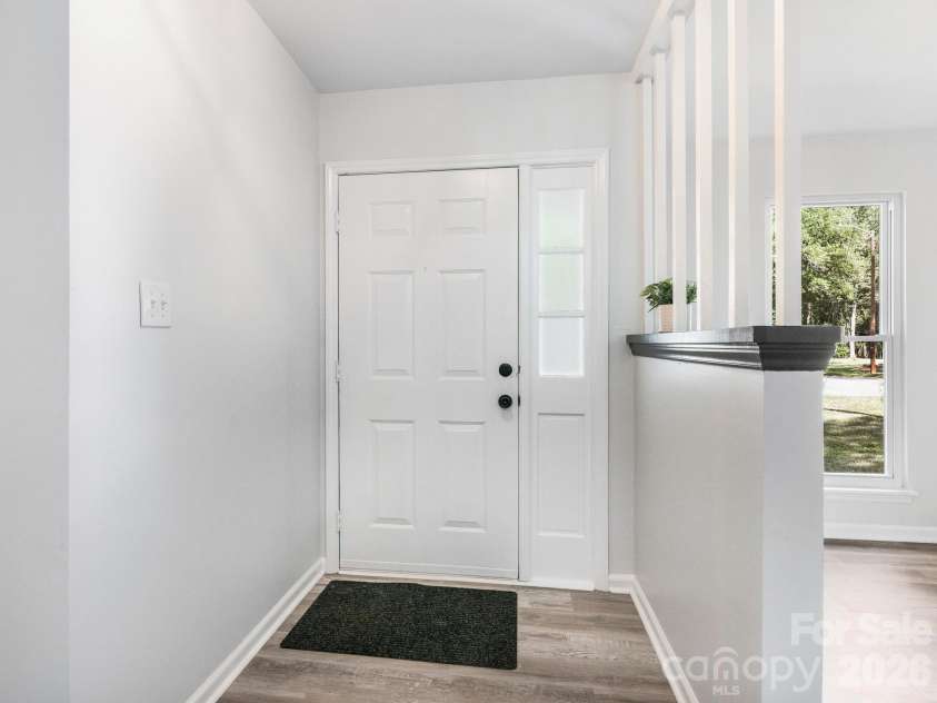 9501 Buckskin Lane, Charlotte, NC 28227.  MLS# CAR4402622, YatesRealty ID 38183. 