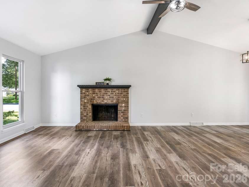 9501 Buckskin Lane, Charlotte, NC 28227.  MLS# CAR4402622, YatesRealty ID 38183. 
