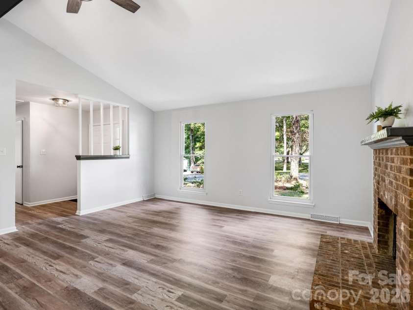 9501 Buckskin Lane, Charlotte, NC 28227.  MLS# CAR4402622, YatesRealty ID 38183. 