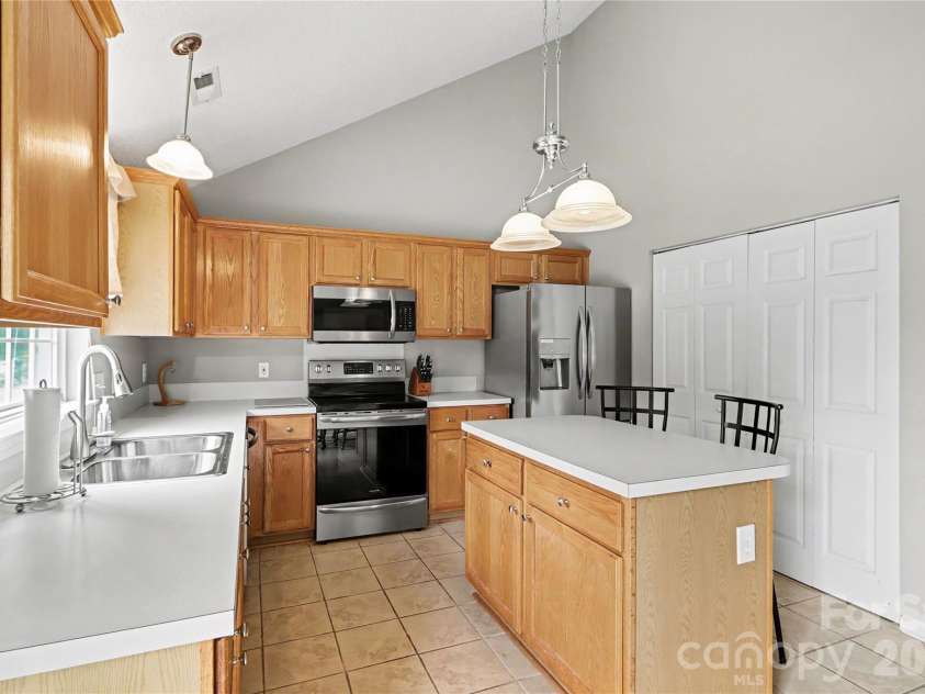 5895 Birchfield Lane, Concord, NC 28027.  MLS# CAR4404235, YatesRealty ID 38184. 