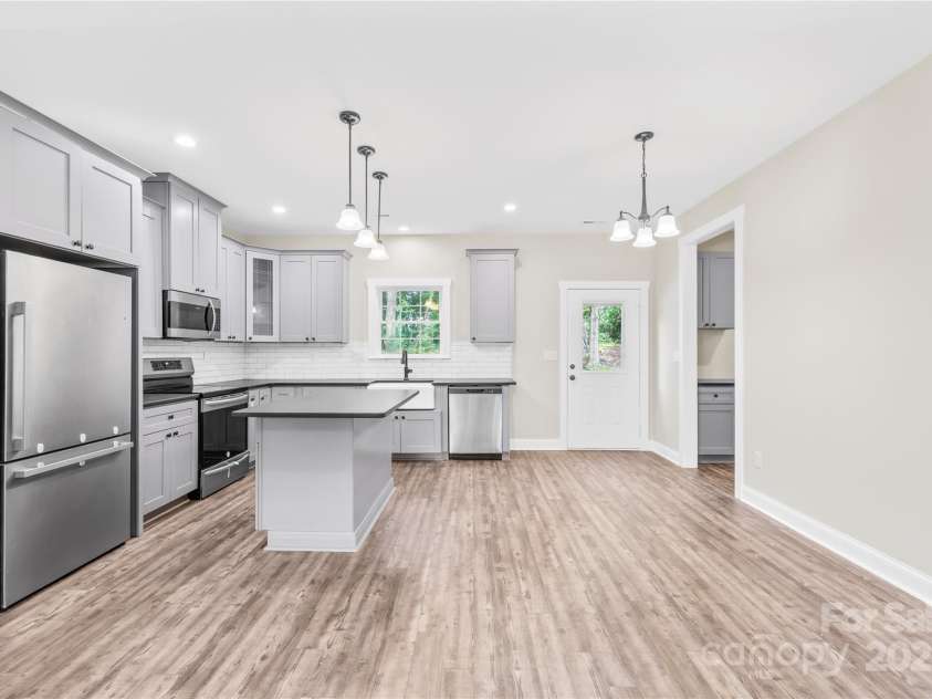1029 Hunter Valley Road, Shelby, NC 28150.  MLS# CAR4292754, YatesRealty ID 3819. 