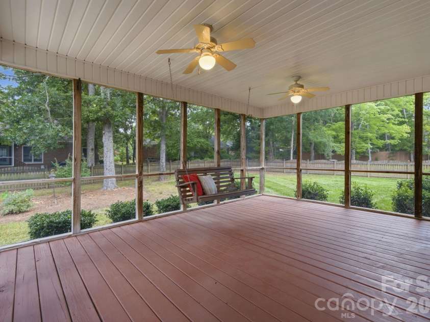 1423 Porch Swing Lane, Matthews, NC 28104.  MLS# CAR4401770, YatesRealty ID 38198. 