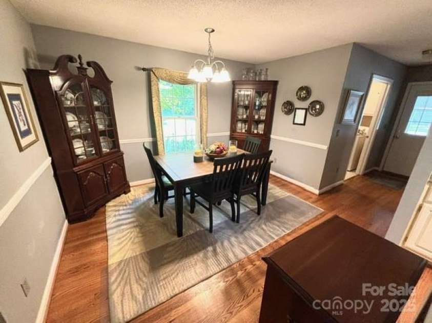 912 Redwood Lane, Chester, SC 29706.  MLS# CAR4295225, YatesRealty ID 382. 