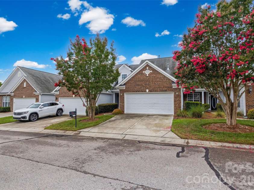 312 Garnet Court, Fort Mill, SC 29708.  MLS# CAR4404753, YatesRealty ID 38200. 