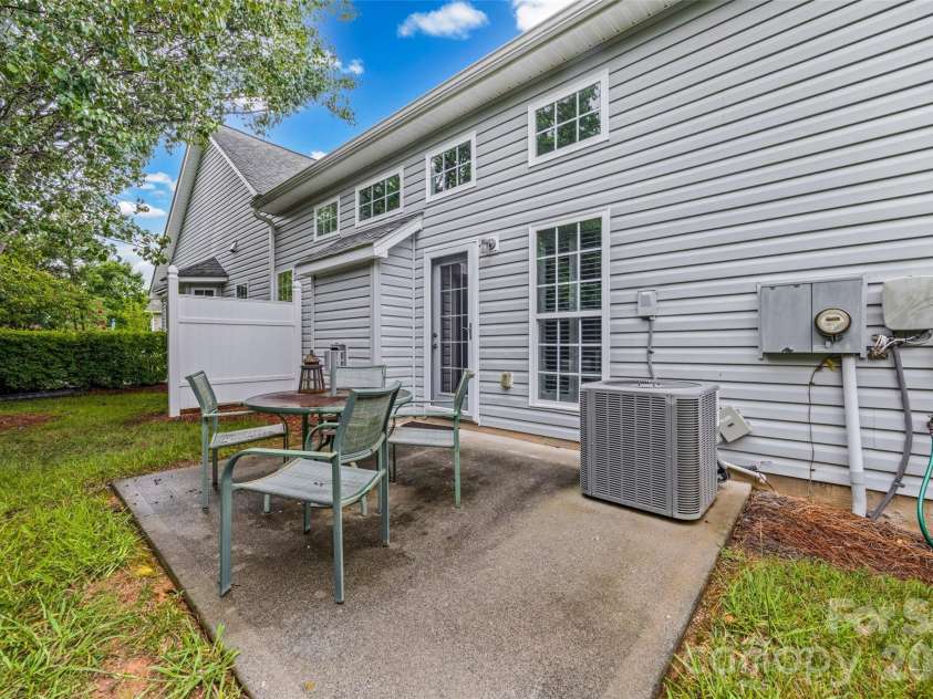 312 Garnet Court, Fort Mill, SC 29708.  MLS# CAR4404753, YatesRealty ID 38200. 