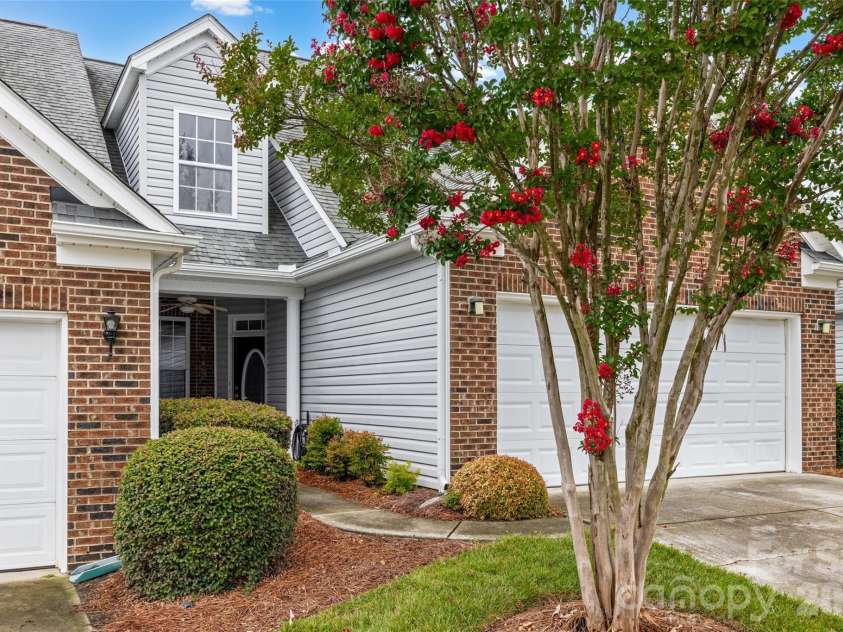 312 Garnet Court, Fort Mill, SC 29708.  MLS# CAR4404753, YatesRealty ID 38200. 