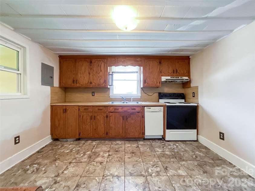 4210 Price Short Cut Road, Monroe, NC 28110.  MLS# CAR4403618, YatesRealty ID 38201. 