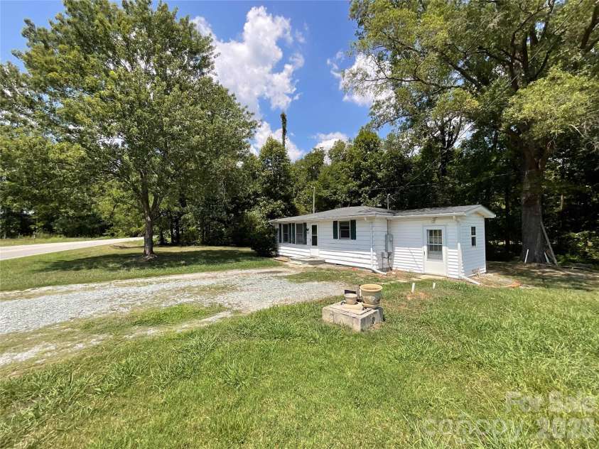 4210 Price Short Cut Road, Monroe, NC 28110.  MLS# CAR4403618, YatesRealty ID 38201. 