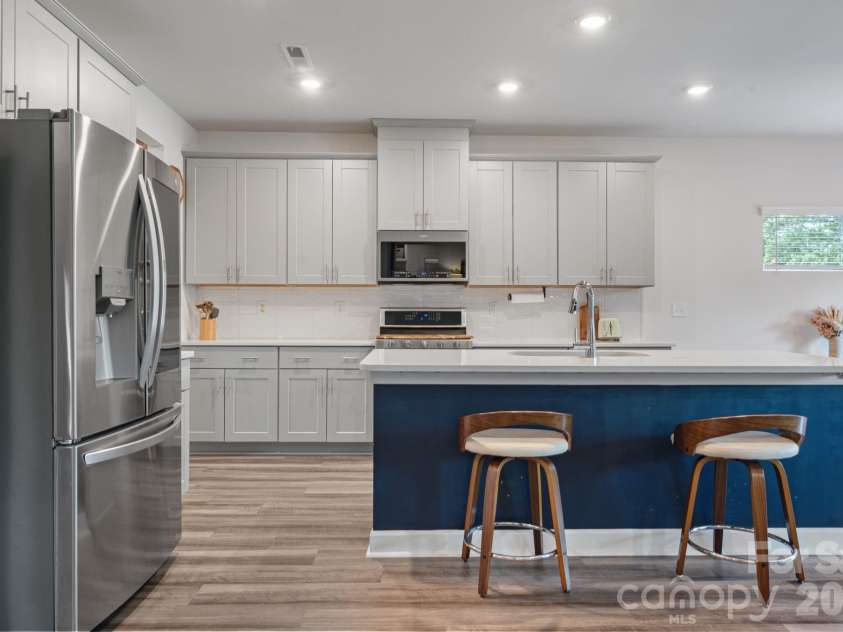 3008 Hayes Ridge Drive, Belmont, NC 28012.  MLS# CAR4398682, YatesRealty ID 38202. 