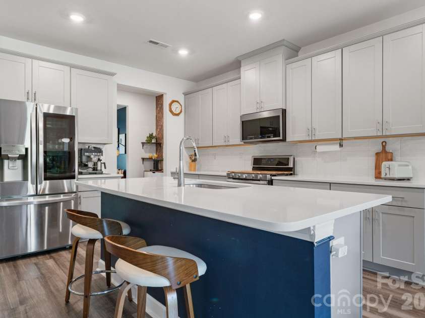 3008 Hayes Ridge Drive, Belmont, NC 28012.  MLS# CAR4398682, YatesRealty ID 38202. 