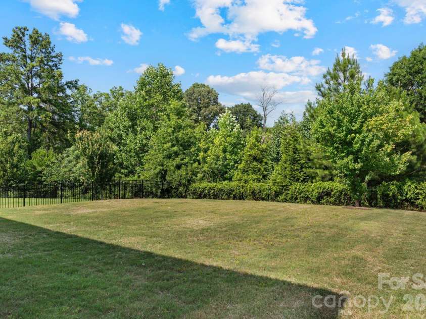 3008 Hayes Ridge Drive, Belmont, NC 28012.  MLS# CAR4398682, YatesRealty ID 38202. 