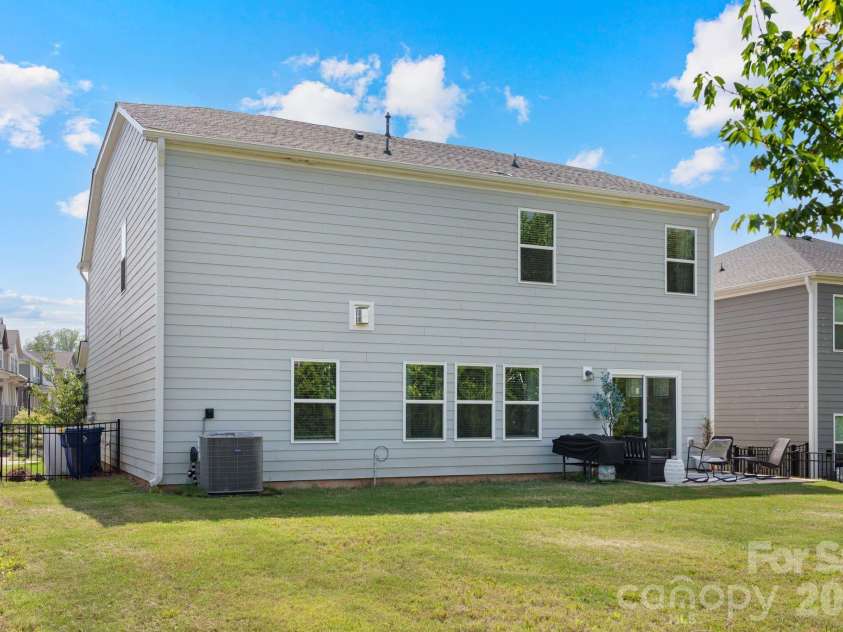 3008 Hayes Ridge Drive, Belmont, NC 28012.  MLS# CAR4398682, YatesRealty ID 38202. 