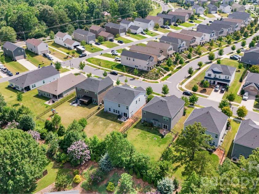3008 Hayes Ridge Drive, Belmont, NC 28012.  MLS# CAR4398682, YatesRealty ID 38202. 