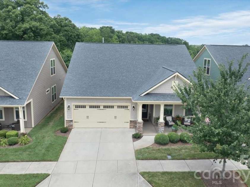 151 Johnson Manor Street, Mooresville, NC 28115.  MLS# CAR4391173, YatesRealty ID 38204. 