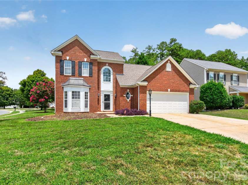 11436 Brook Meadow Place, Charlotte, NC 28214.  MLS# CAR4405473, YatesRealty ID 38205. 