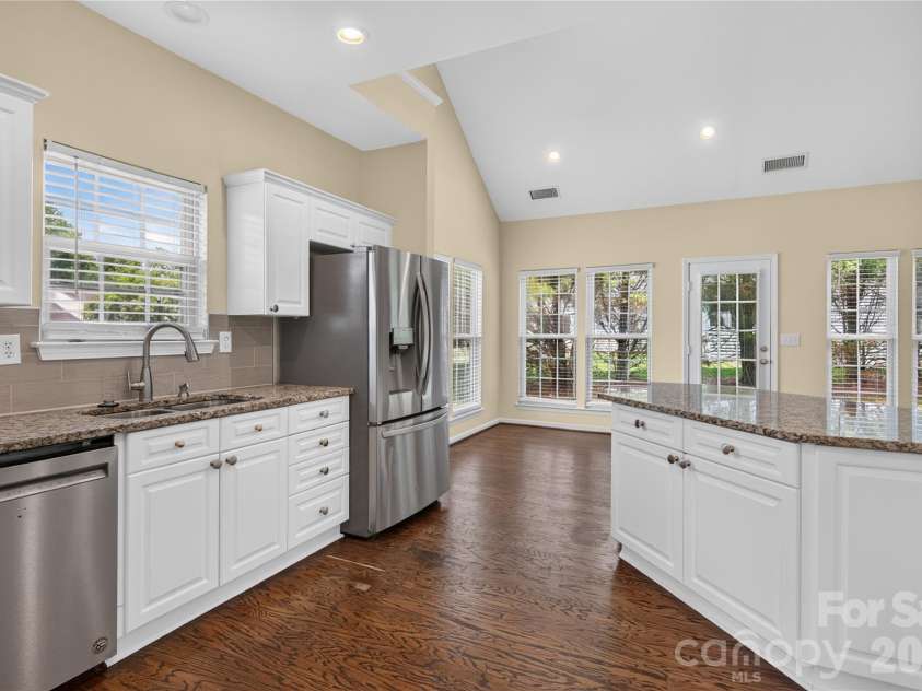 11436 Brook Meadow Place, Charlotte, NC 28214.  MLS# CAR4405473, YatesRealty ID 38205. 