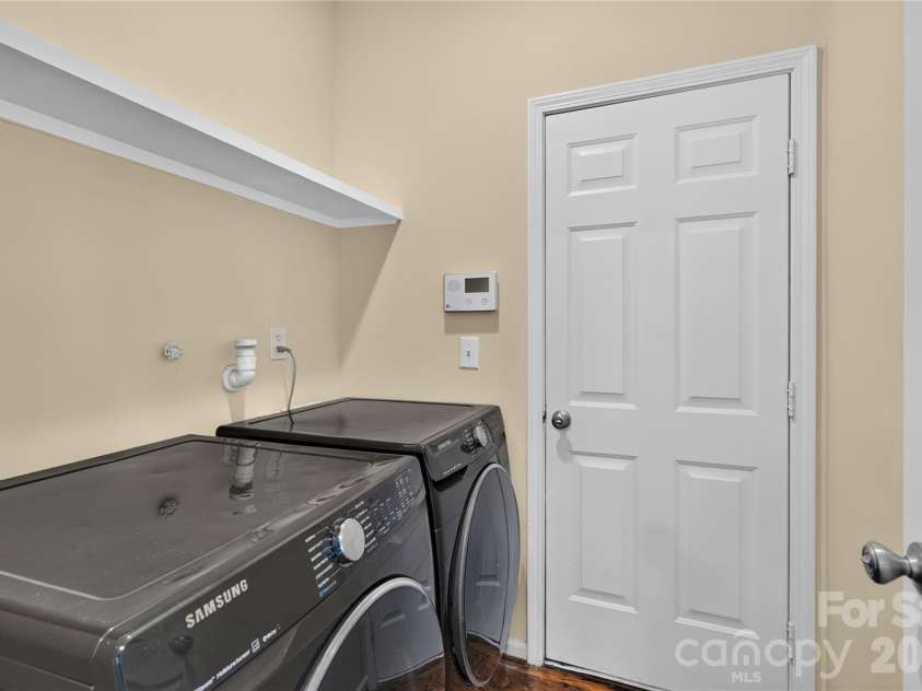 11436 Brook Meadow Place, Charlotte, NC 28214.  MLS# CAR4405473, YatesRealty ID 38205. 