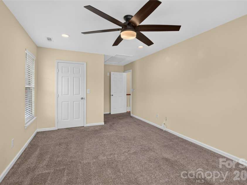 11436 Brook Meadow Place, Charlotte, NC 28214.  MLS# CAR4405473, YatesRealty ID 38205. 