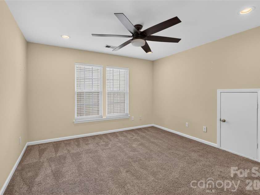11436 Brook Meadow Place, Charlotte, NC 28214.  MLS# CAR4405473, YatesRealty ID 38205. 