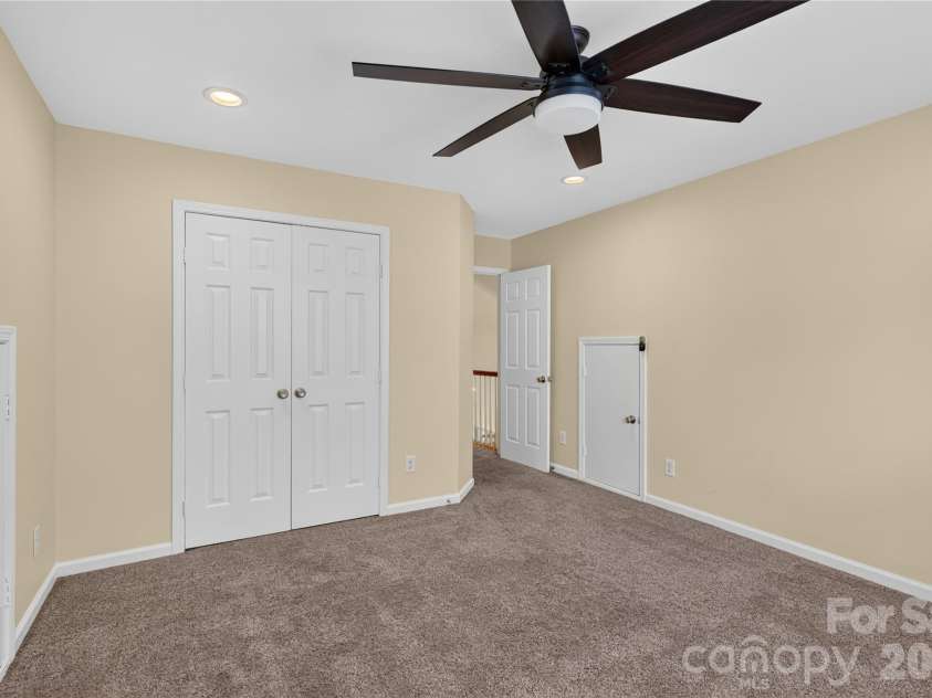 11436 Brook Meadow Place, Charlotte, NC 28214.  MLS# CAR4405473, YatesRealty ID 38205. 