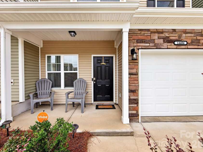 14406 Targert Lane, Charlotte, NC 28278.  MLS# CAR4404473, YatesRealty ID 38206. 