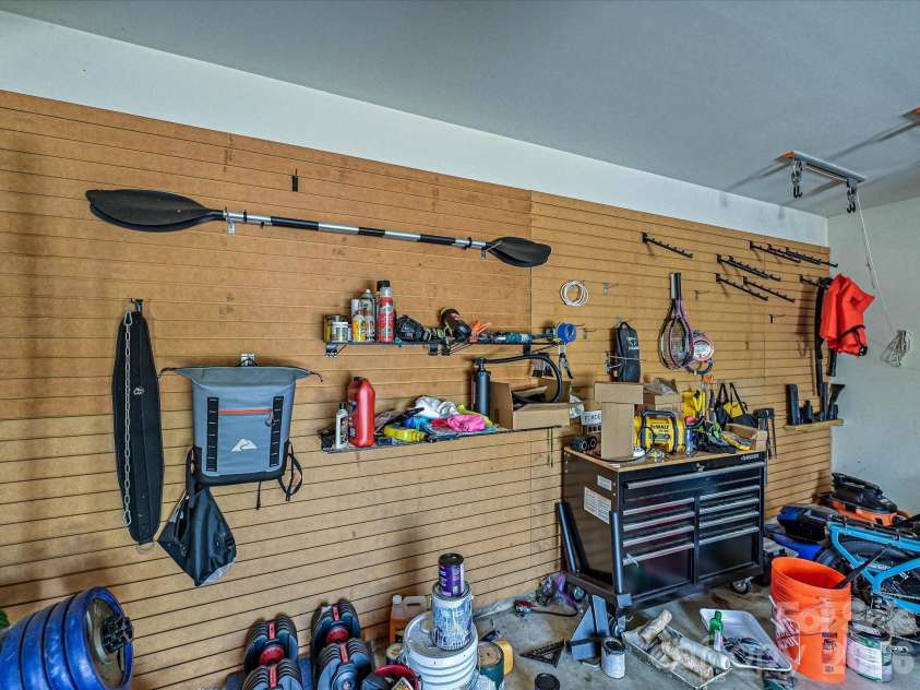 10333 Killogrin Way, Pineville, NC 28134.  MLS# CAR4404947, YatesRealty ID 38208. 