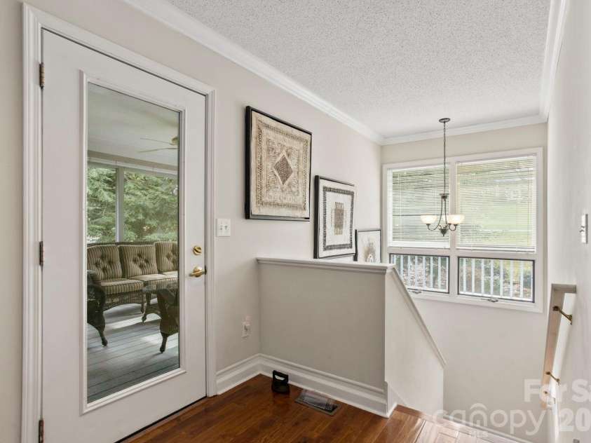 122 Broadmoor Drive, Flat Rock, NC 28731.  MLS# CAR4408079, YatesRealty ID 3821. 