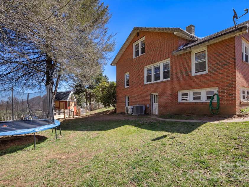 1383 Newfound Road, Leicester, NC 28748.  MLS# CAR4238537, YatesRealty ID 3821. 