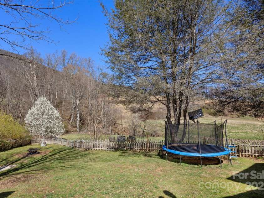 1383 Newfound Road, Leicester, NC 28748.  MLS# CAR4238537, YatesRealty ID 3821. 