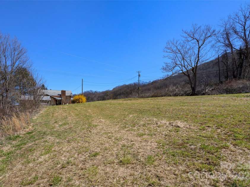 1383 Newfound Road, Leicester, NC 28748.  MLS# CAR4238537, YatesRealty ID 3821. 