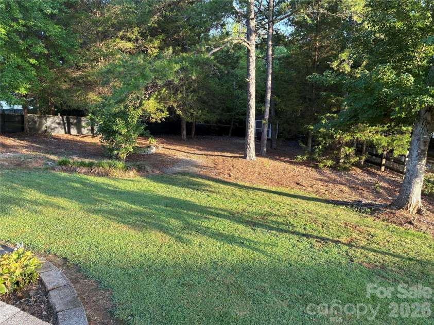 2332 Ivy Run Drive, Indian Trail, NC 28079.  MLS# CAR4402711, YatesRealty ID 38211. 