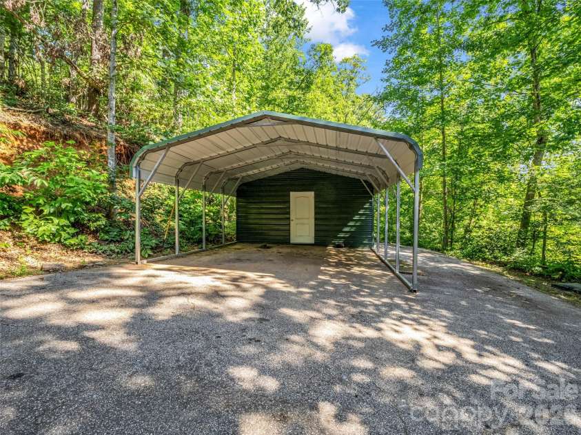 771 Bishop Lane, Mill Spring, NC 28756.  MLS# CAR4402448, YatesRealty ID 38213. 