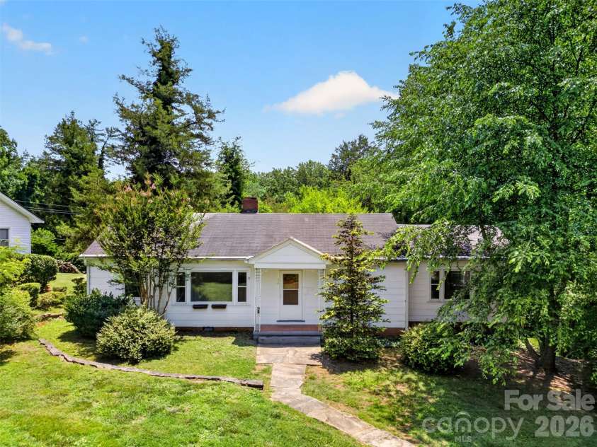 64 Second Street, Tryon, NC 28782.  MLS# CAR4395265, YatesRealty ID 38214. 